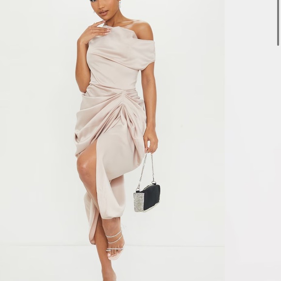PrettyLittleThing Asymmetrical Off-Shoulder Dress in Cream - Picture 1 of 8